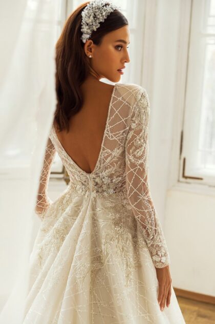 Los más bonitos vestidos de novia en Venezuela los tiene Bridal Room Boutique - Reserva una cita en nuestra página web o entra en nuestro shop online para ver todos nuestros productos