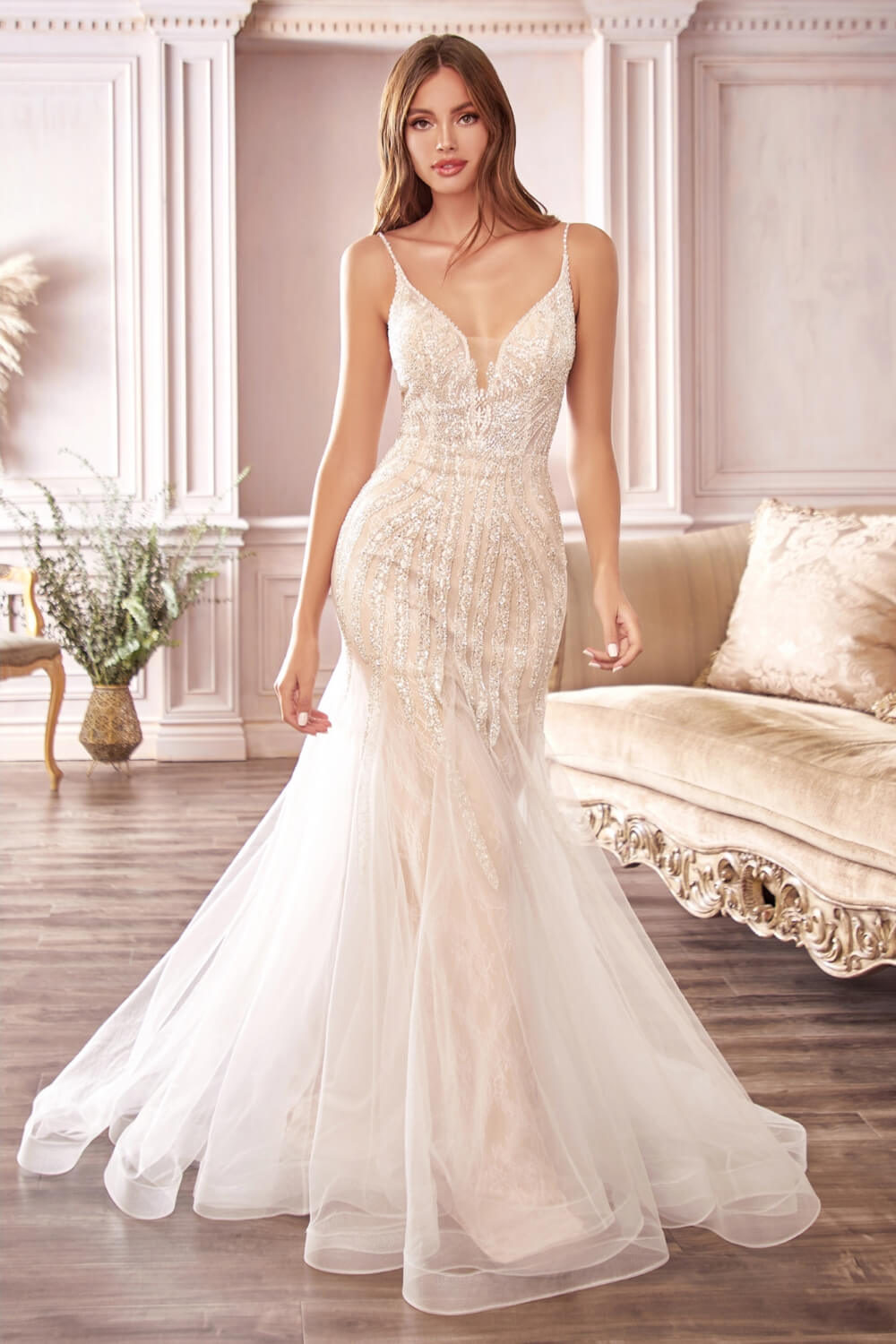 Nosotras estamos obsesionadas con encontrar el vestido de novia ideal para ti, sublime, perfecto. Hemos pasado por este momento tan mágico y hermoso. Pide tu cita