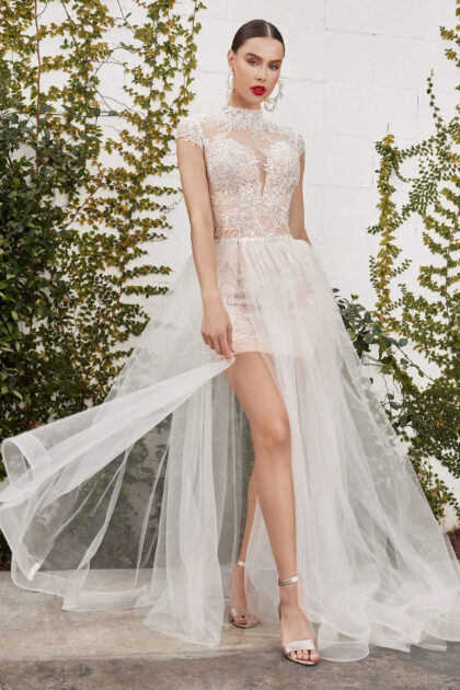 Impresionante vestido de novia de inspiración japonesa | BodaEstilo, la web  de tu boda